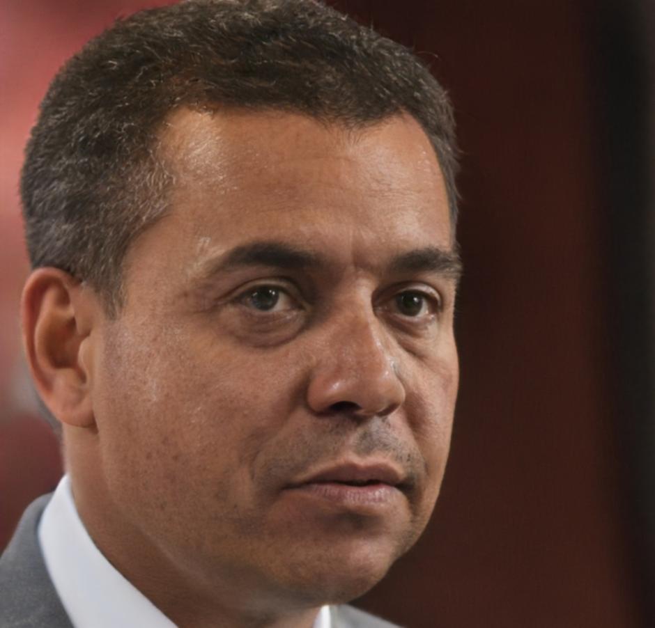 Ausbildungsleiter Marcus bei der praktischen Demonstration